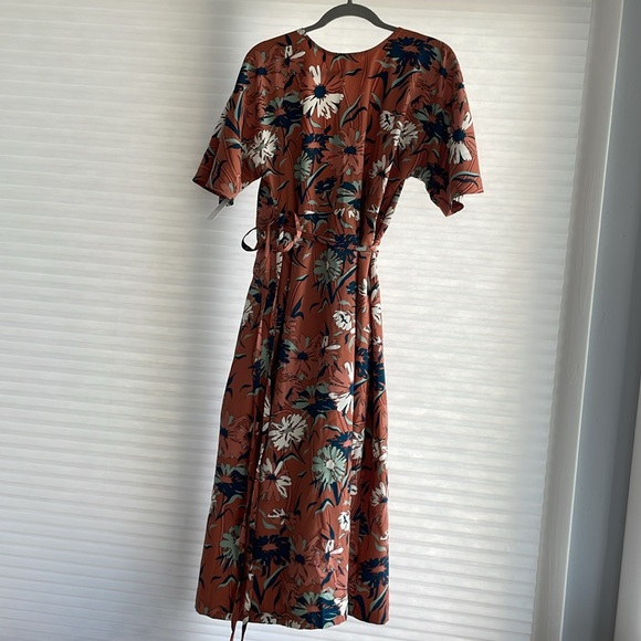 NWT VETTA The Getaway Capsule Convertible Wrap Tie Dress - Picture 5 of 5